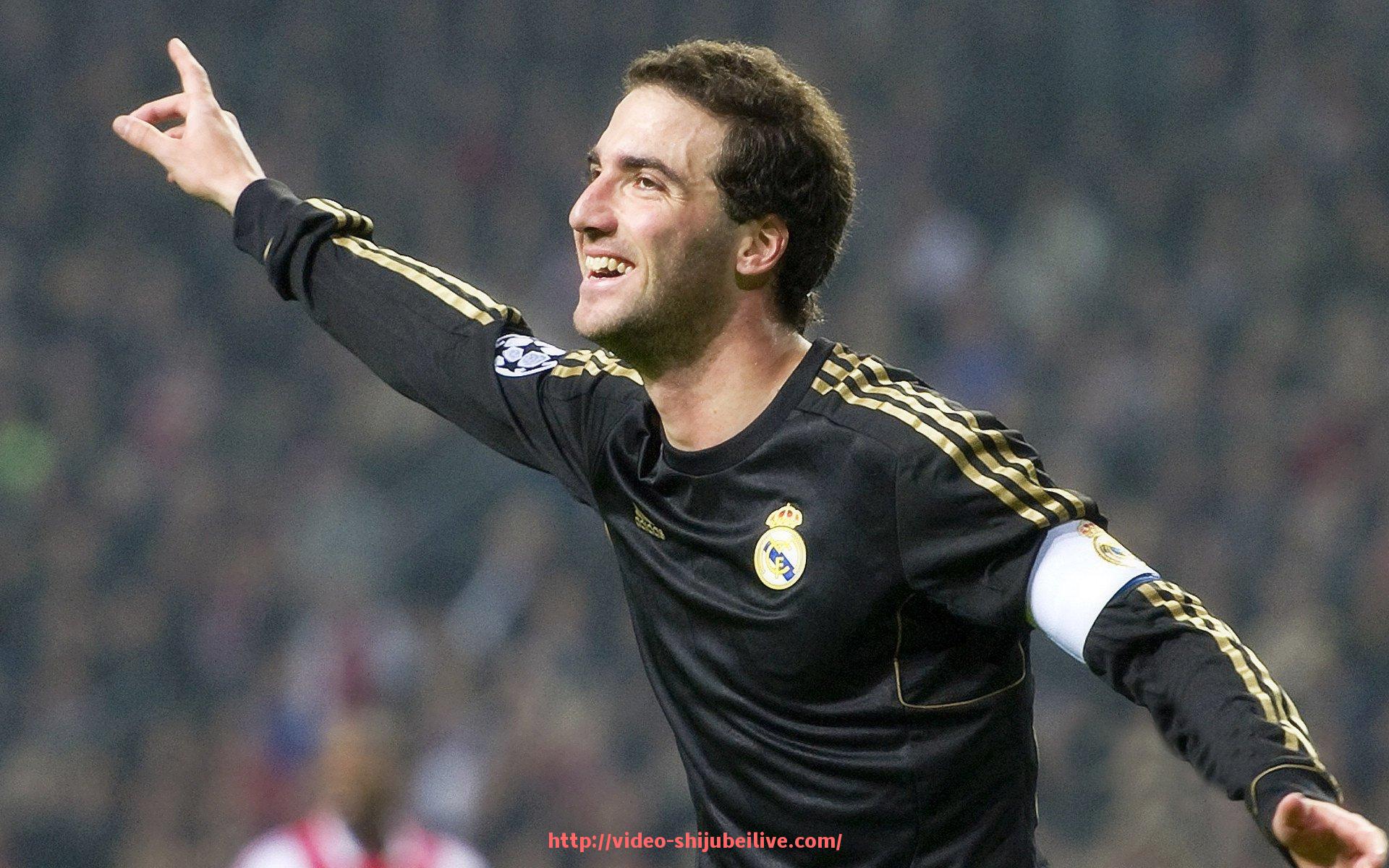 世俱杯直播-世俱杯门将大战再现神扑时刻,赛场高光不容错过